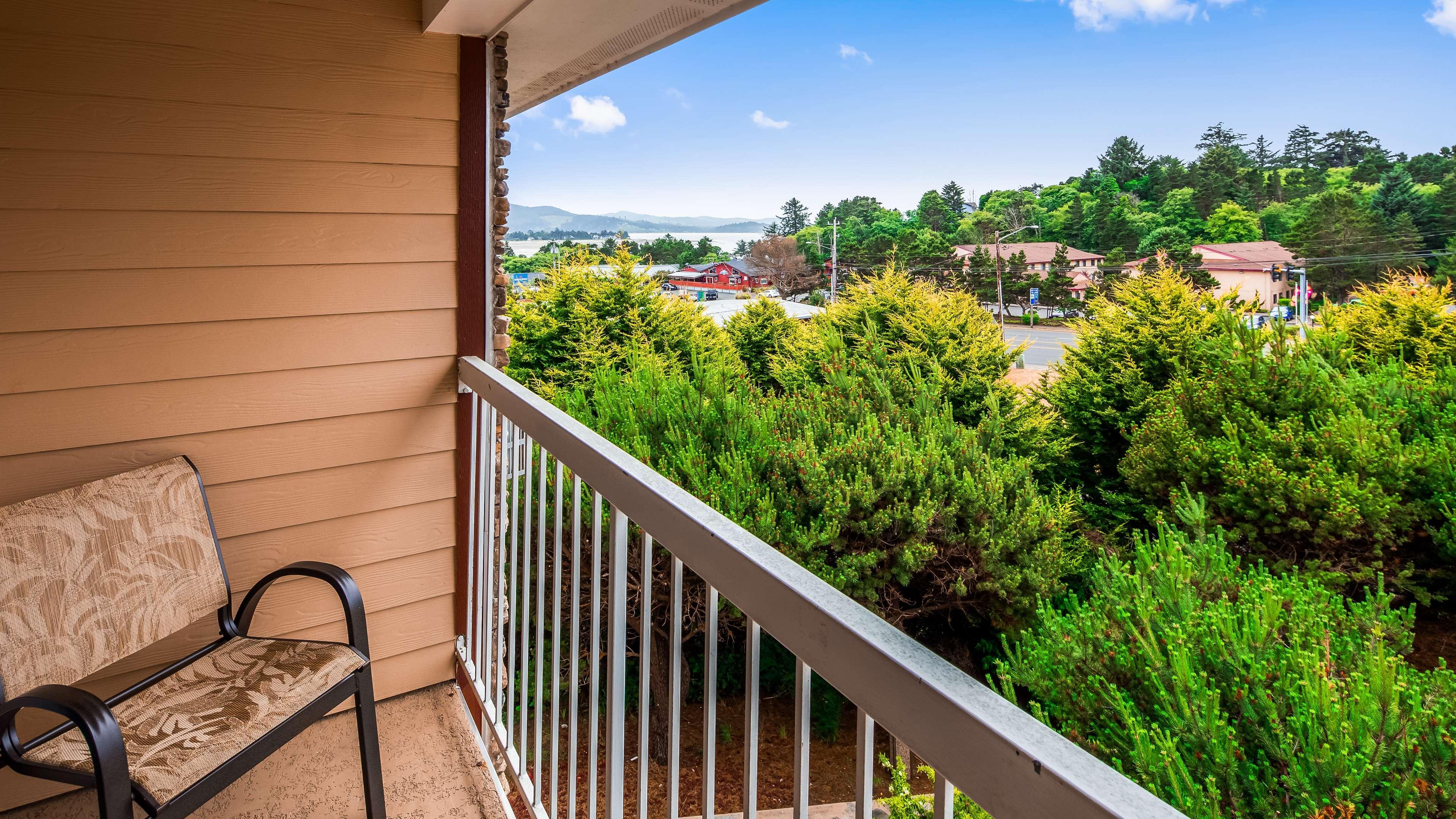 Best Western Plus Landmark Inn Lincoln City Exterior foto